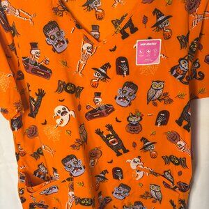 ScrubStar Halloween Scrub Top Size LARGE